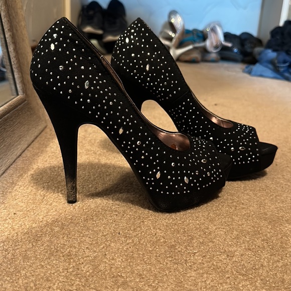 Bongo - Picture 2 of 2